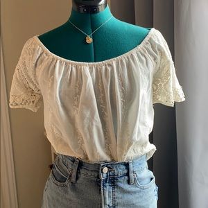 American Eagle embroidered top